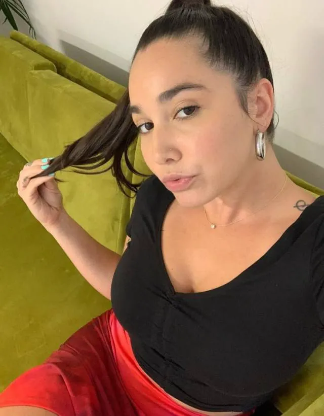 alisadeborah24