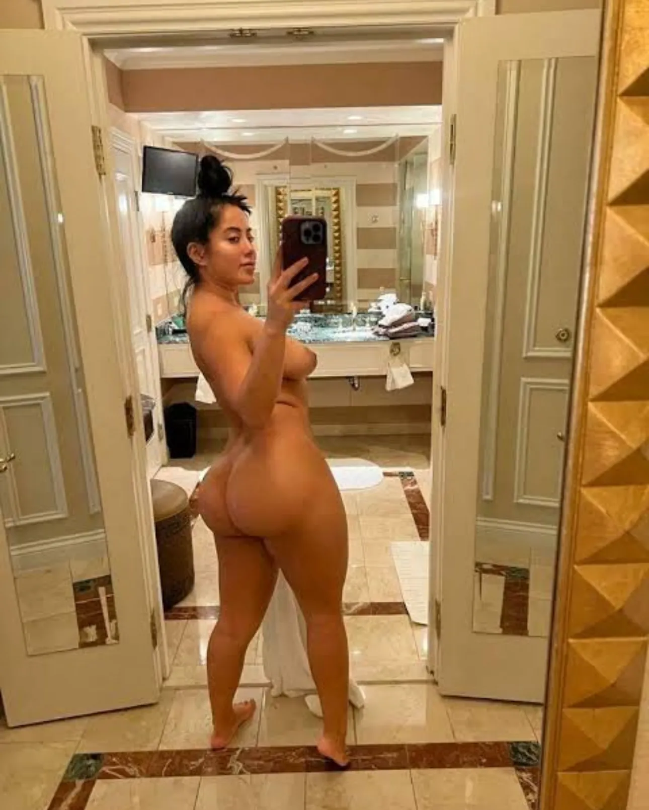 Clara