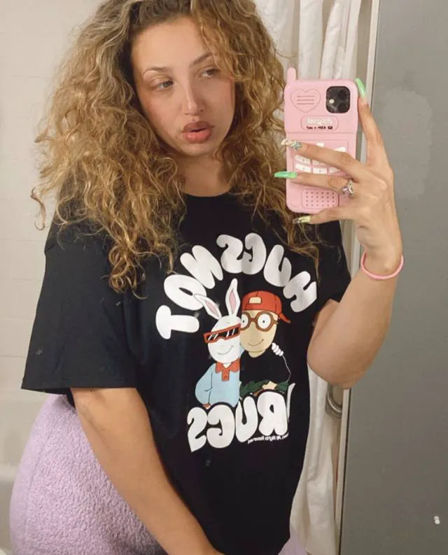 sexyella3030