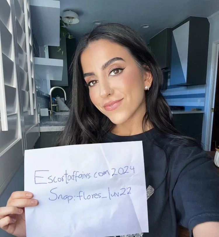 Emily flores