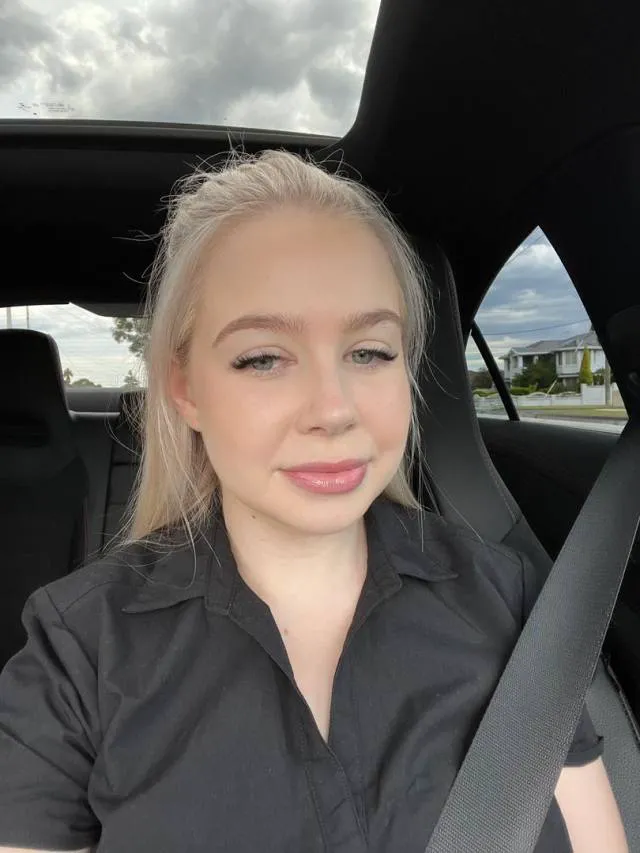 Kristinewallacesr