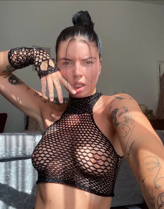 itsmeemilynelson