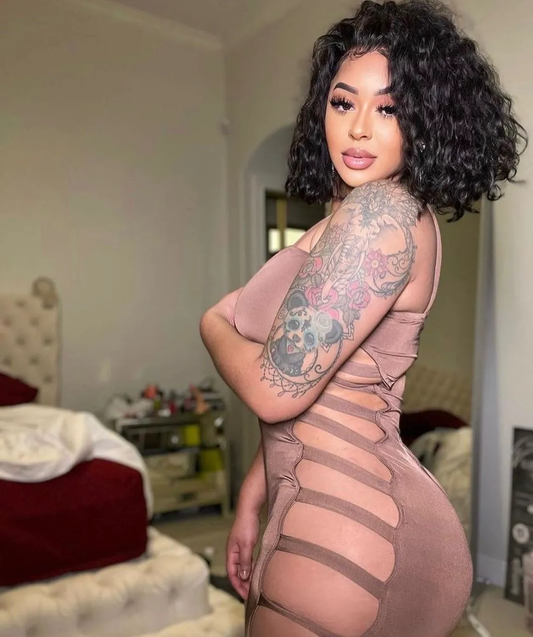 Angie Lauren