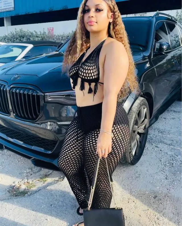 02nicolle08