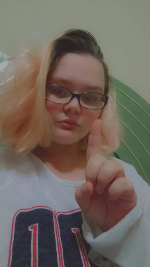 lizzyleela48