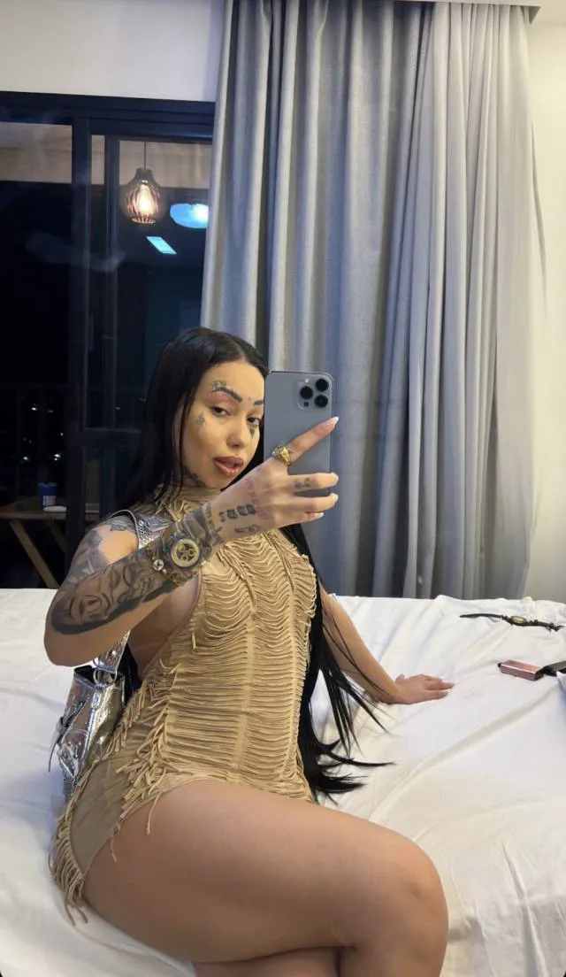nicolescott323