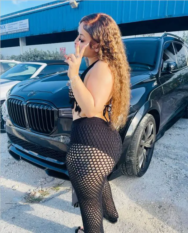 02nicolle08