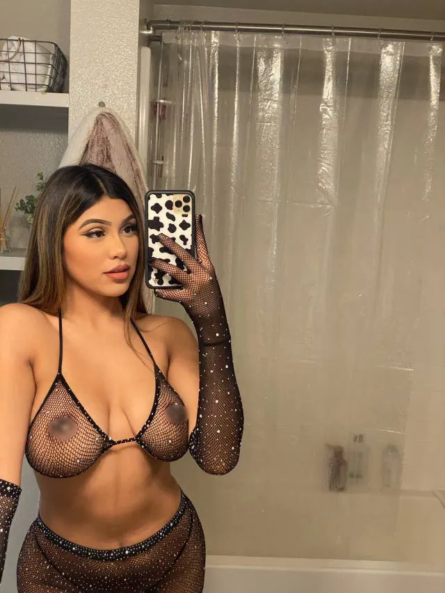 sarahescorts3