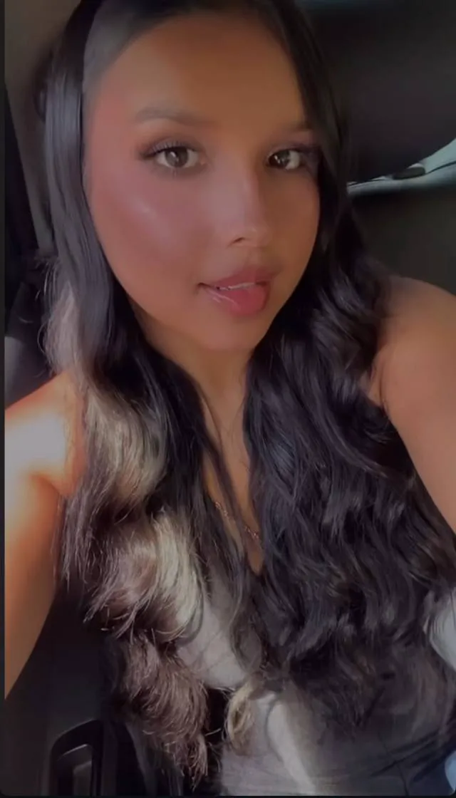 dayana23