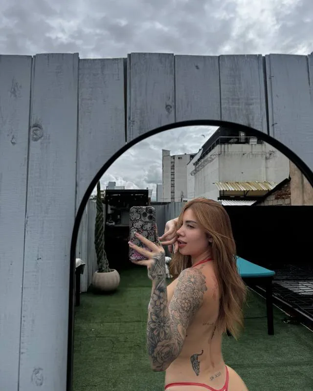 sarahblhoone