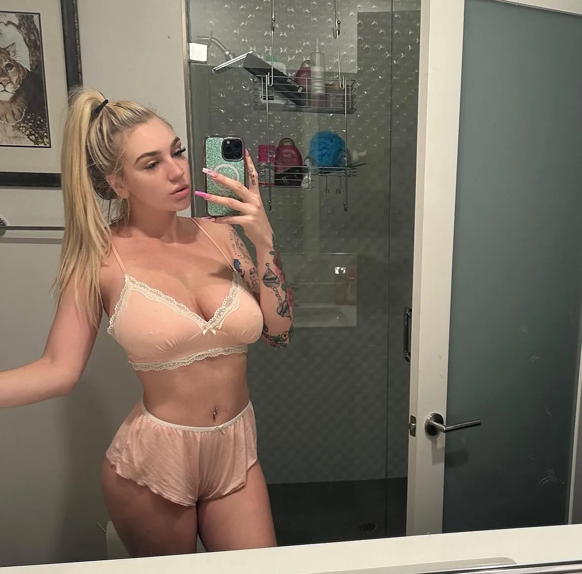 Stella Lynn