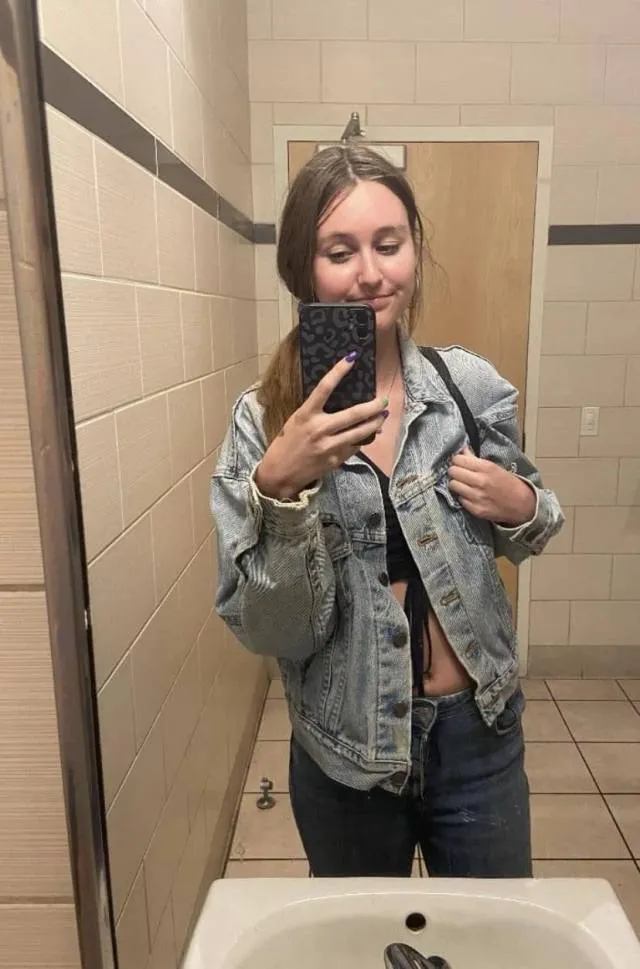 bobbiegirard894