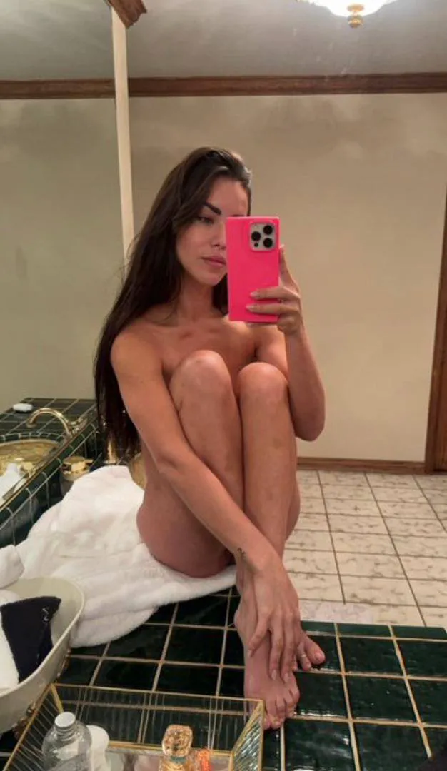 nikkibrooks3030