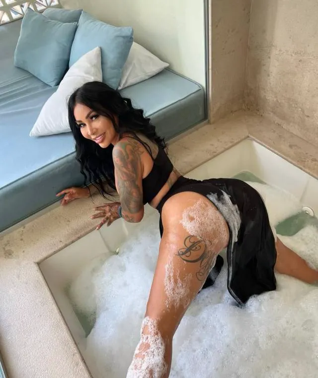 lindacarter0015