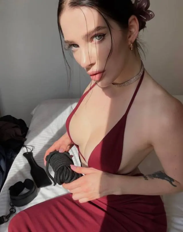 sarahjonesofficial1219