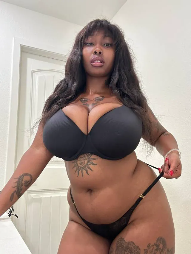 angelinejohnson640