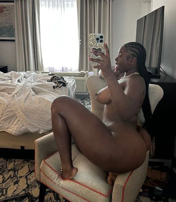 elliemaxwel284