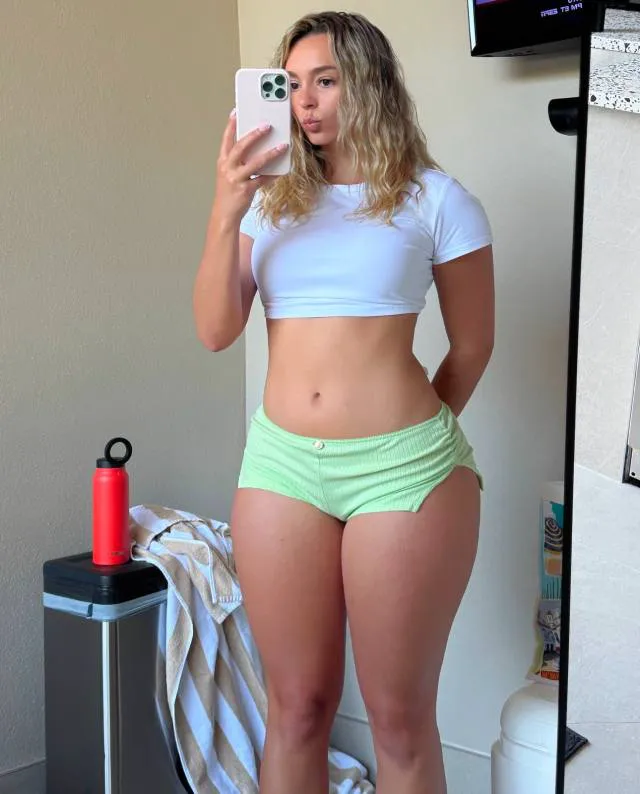 nicolemarie6953