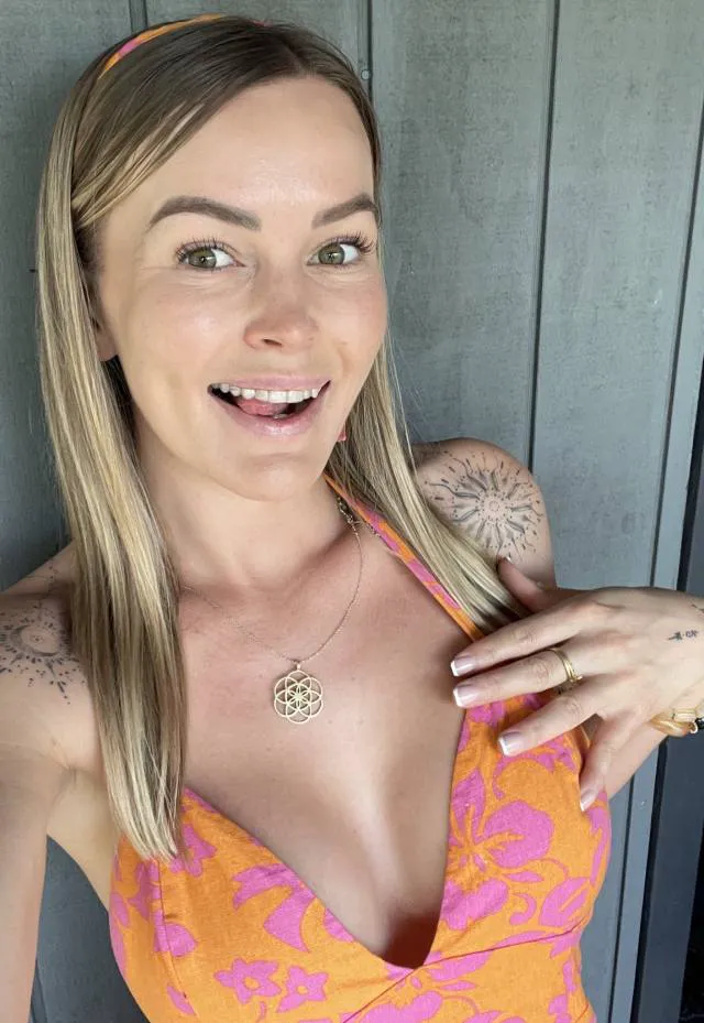 sarahsarah33108074