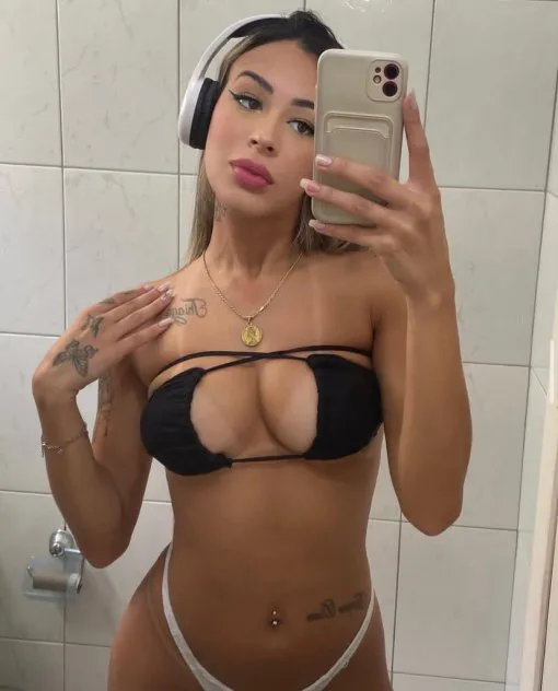 natashacurrie2004