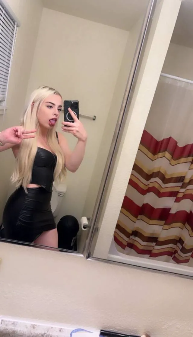 Sydneyrn25