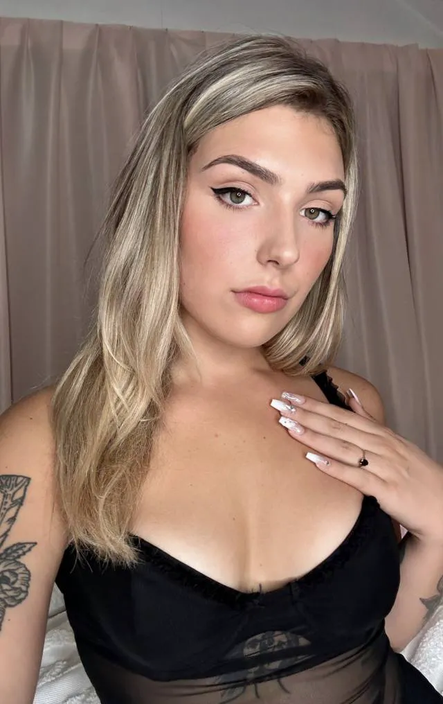 holdenleslieannette