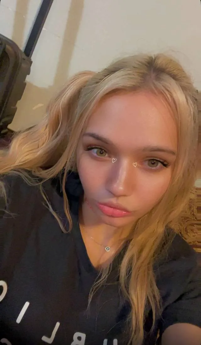 julianaclara7983