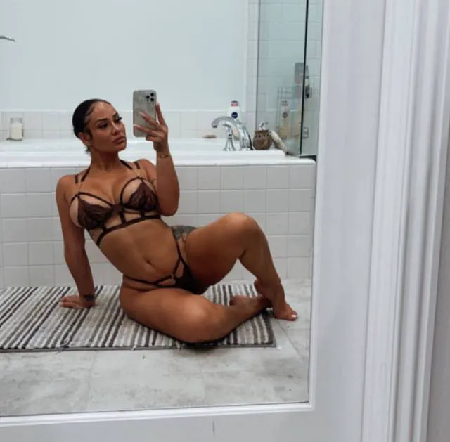 holyscolly