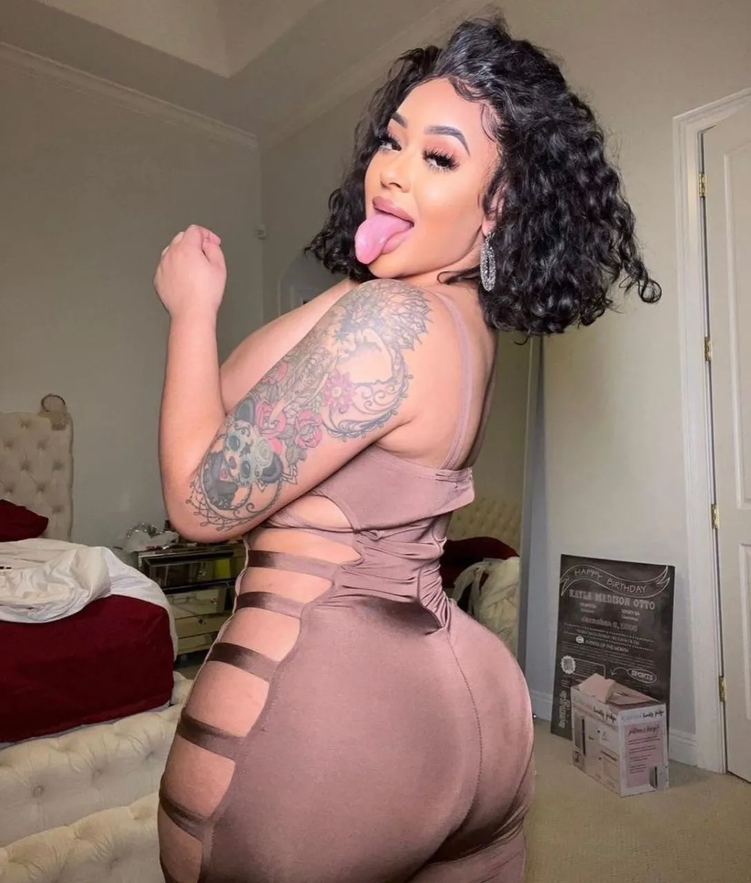 Angie Lauren