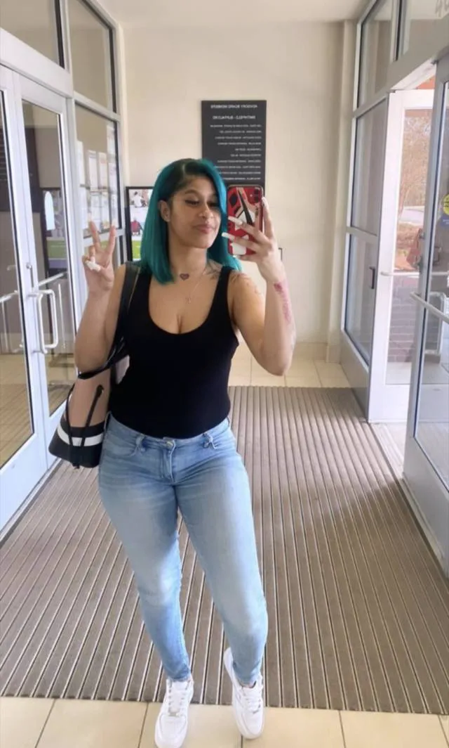 nicoleboone12345