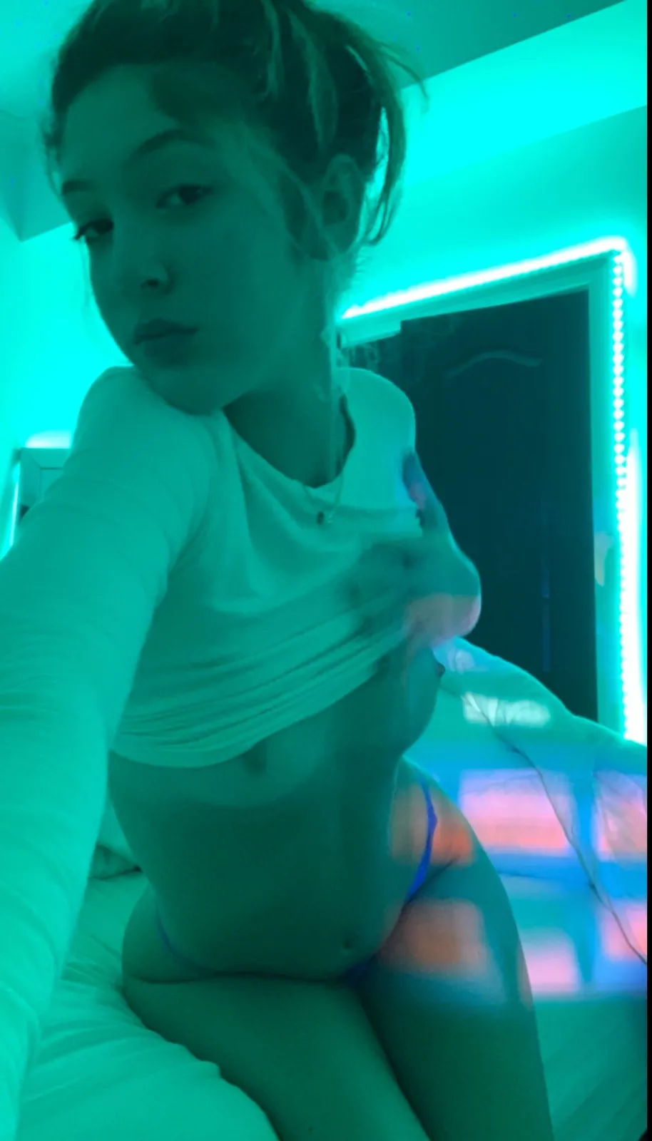 Ava