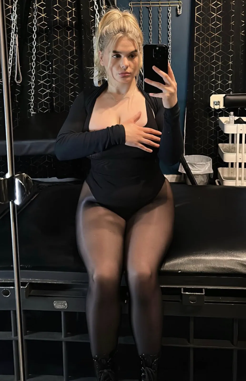 Amber Alex